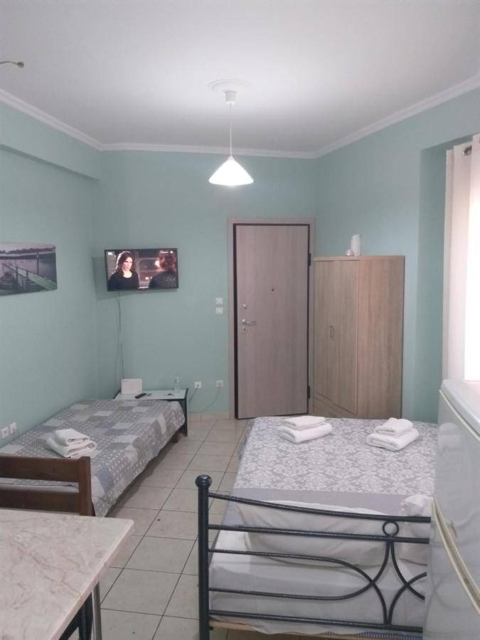 Practical Studio Next To The Subway, Train Station Daire Atina Dış mekan fotoğraf